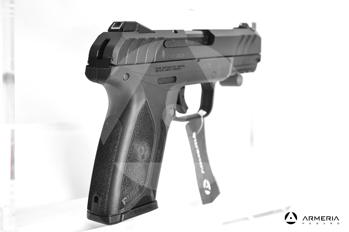Pistola semiautomatica Ruger modello Security-9 calibro 9x21 canna 4 calcio Pistola semiautomatica Ruger modello Security-9 calibro 9x21 canna 4 calcio
