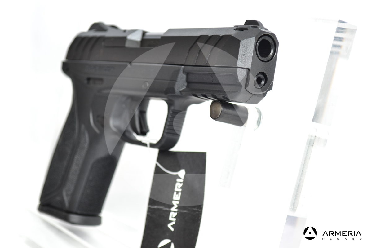 Pistola semiautomatica Ruger modello Security-9 calibro 9x21 canna 4 mirino Pistola semiautomatica Ruger modello Security-9 calibro 9x21 canna 4 mirino