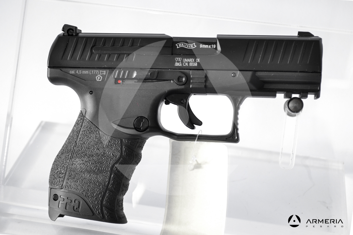Pistola Walther PPQ M2 calibro 4.5 ad aria compressa Pistola Walther PPQ M2 calibro 4.5 ad aria compressa lato