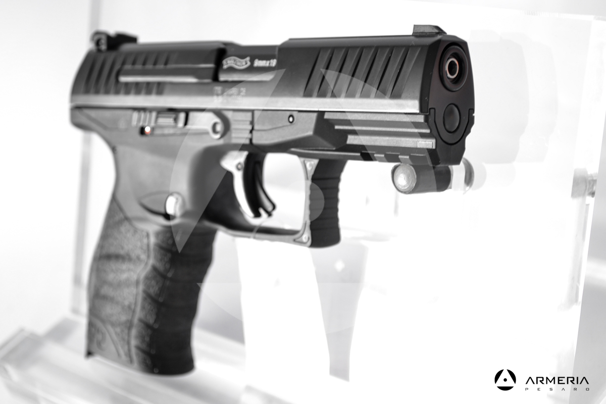 Pistola Walther PPQ M2 calibro 4.5 ad aria compressa mirino Pistola Walther PPQ M2 calibro 4.5 ad aria compressa mirino
