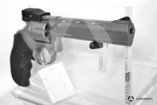 Revolver Taurus modello Tracker 970 calibro 22LR canna 6.5 mirino