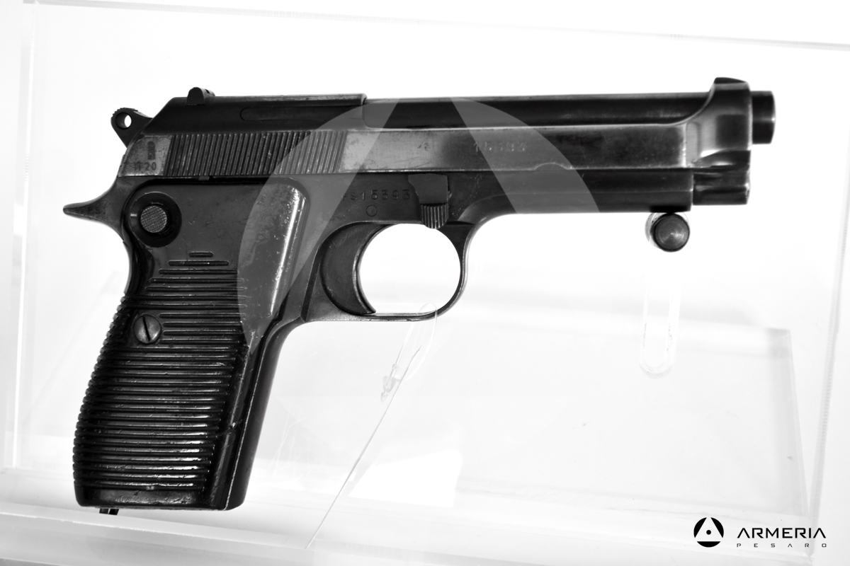 Pistola semiautomatica Beretta modello 51 calibro 9x21 canna 5 - Ex Forze dell'ordine Pistola semiautomatica Beretta modello 51 calibro 9x21 canna 5 - Ex Forze dell'ordine