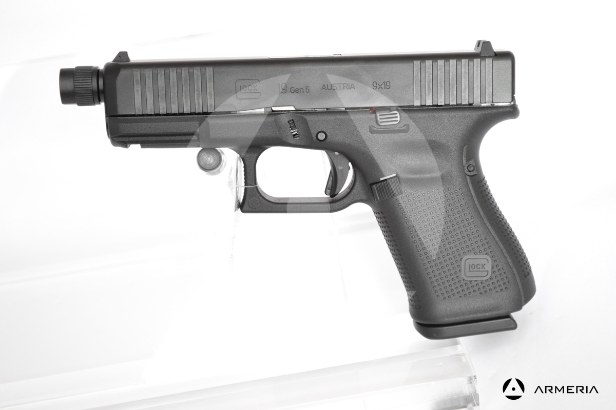 Pistola semiautomatica Glock modello 19 FS FTO Gen 5 calibro 9 Luger - 9x19 canna 4 Pistola semiautomatica Glock modello 19 FS FTO Gen 5 calibro 9 Luger - 9x19 canna 4