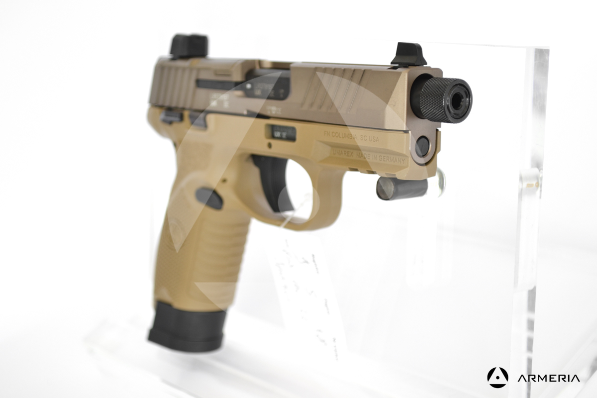 Pistola semiautomatica Browning modello FN 502 Desert calibro 22LR canna 4 mirino Pistola semiautomatica Browning modello FN 502 Desert calibro 22LR canna 4 mirino